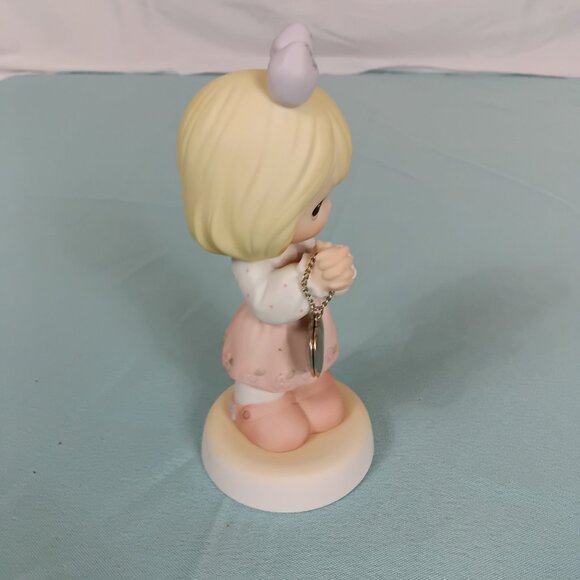 E3-4 Precious Moments Figurine c0023 Friends Are Held Within The Heart - Picture 2 of 7